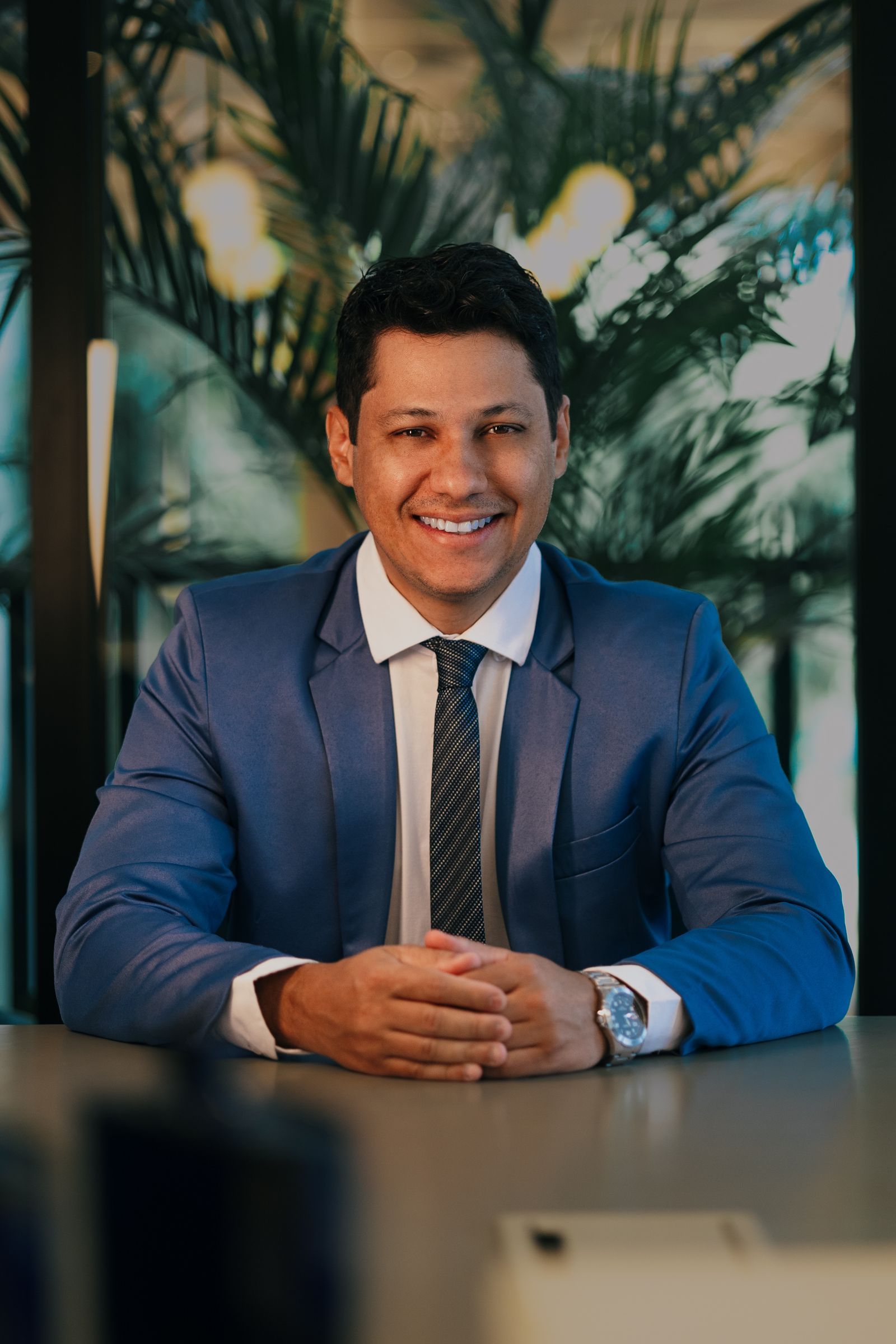 How to Build and Optimize Your CEO LinkedIn Profile